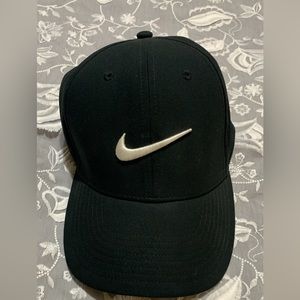 Nike black hat
